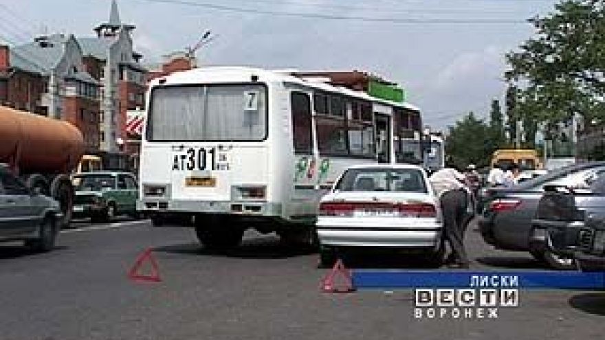 В Лисках почти одновременно произошли два ДТП