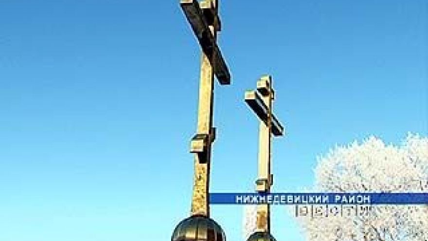В селе Синие Липяги Нижнедевицкого района появились два больших креста