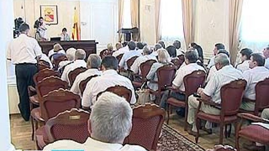 Аномально-жаркая погода стала одной из основных тем планерки в мэрии