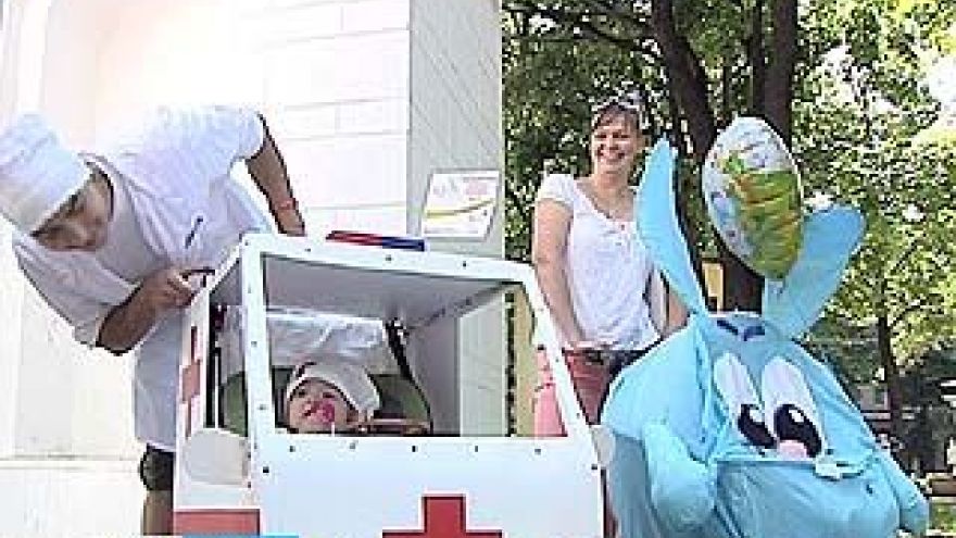 В одном из воронежских парков прошел смотр самых необычных детских колясок