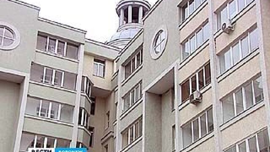 Жильцы аварийного дома ╧6 по площади Ленина скоро отметят новоселье