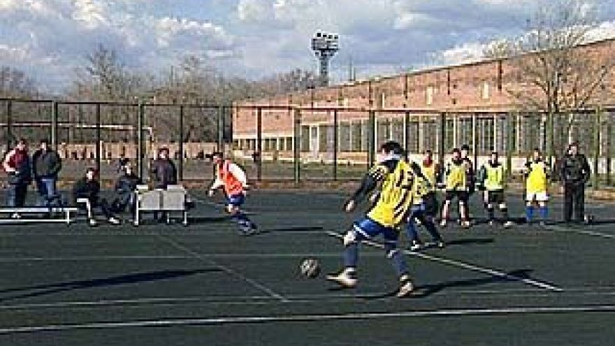 Спартакиада по мини-футболу проходит на базе клуба "Буран"