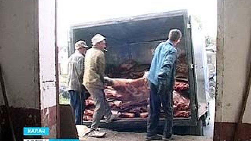 На выезде из Калача остановили "Газель", груженную мясом