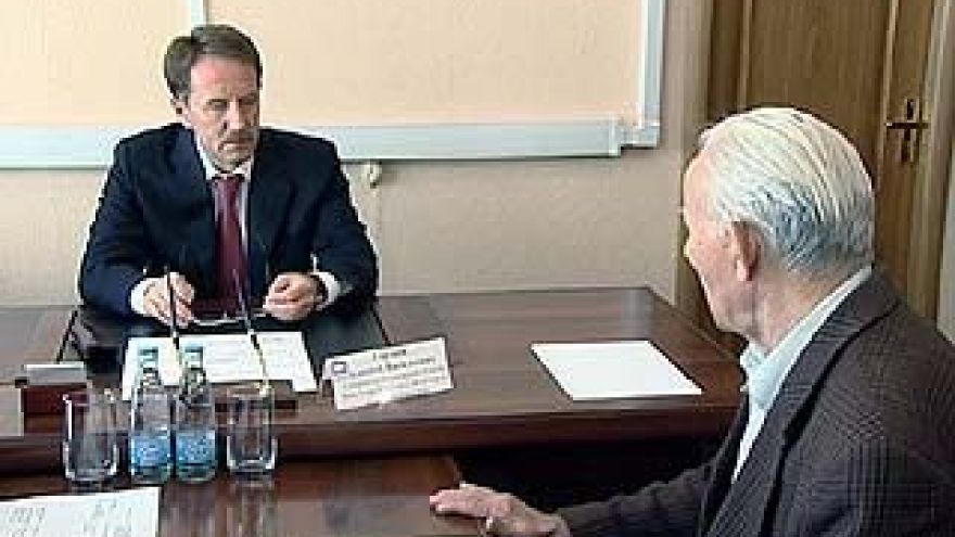 Воронежский губернатор провел прием граждан в приемной Владимира Путина