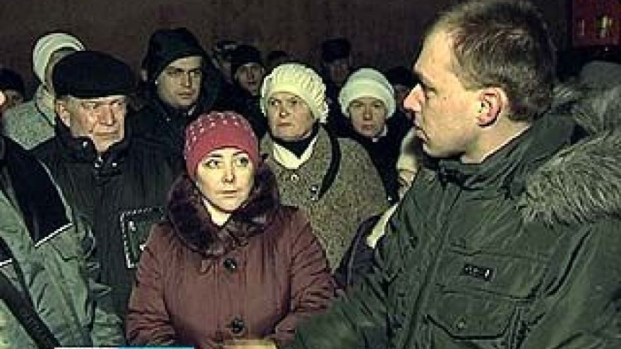 Погорельцы с Депутатской улицы требуют их переселить