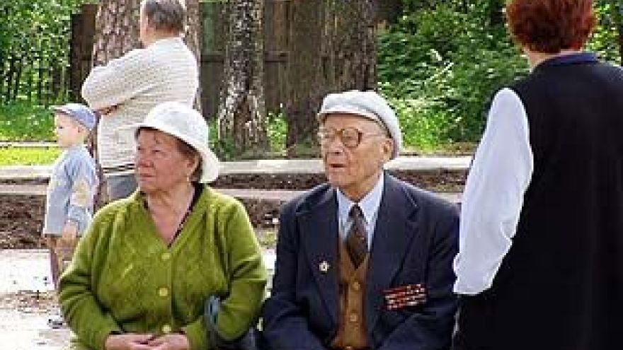 Льготники боятся, что экономить, как всегда, будут именно на них