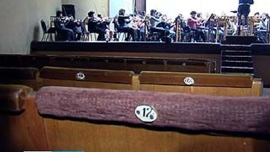 В Воронежской филармонии установят новые кресла