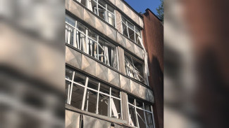 В Воронеже более 26 квартир и 10 машин оказались повреждены при атаке ВСУ