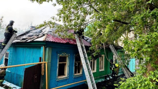 В Воронеже мужчина погиб при пожаре в частном доме на проспекте Труда