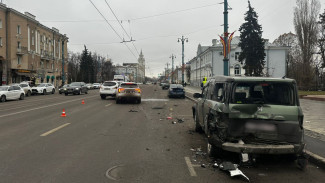 Врачи рассказали о состоянии 3 пострадавших в массовом ДТП в центре Воронежа