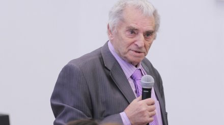 Умер известный воронежский преподаватель и журналист Лев Кройчик
