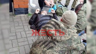 Воронежцам показали первые минуты после задержания сбежавшего убийцы-насильника