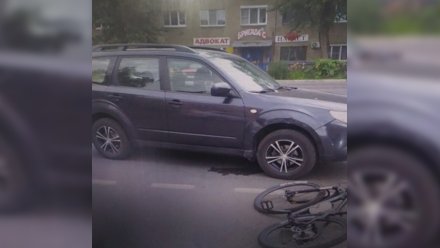 Водитель кроссовера сбил велосипедиста на перекрёстке в Воронеже 