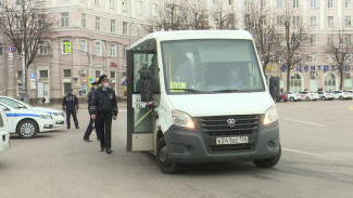 Почти 40 автобусов с неисправностями нашли в Воронеже 