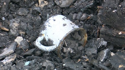Найденный мёртвым под обломками дачи воронежец сгорел заживо