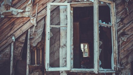 На переселение воронежцев из аварийного жилья потратят 2,4 млрд рублей