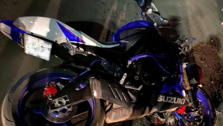 Под Воронежем 26-летний мотоциклист пострадал в ДТП с легковушкой
