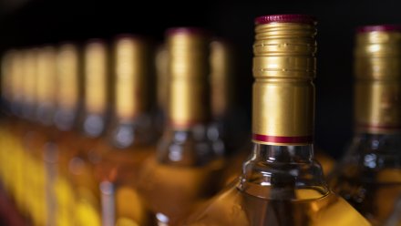 Более 90 воронежцев умерли от отравления алкоголем за полгода