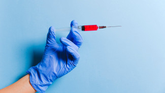 Минздрав предупредил о подозрительных симптомах после прививки от ковида