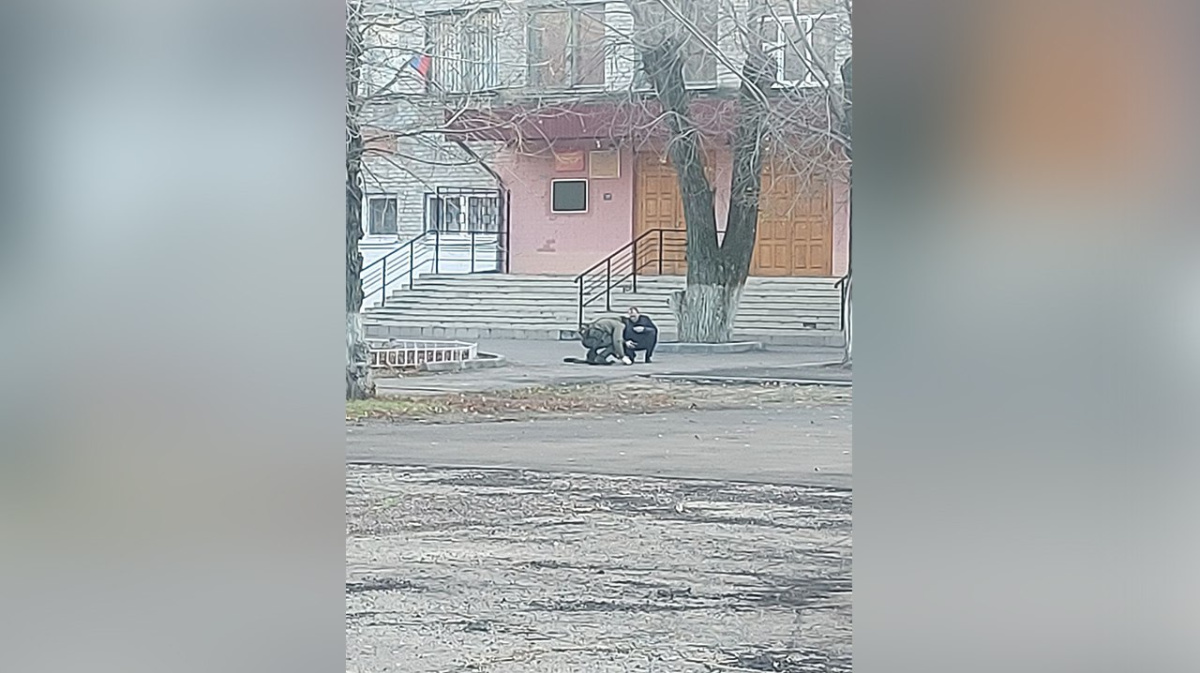 Гранаты под окнами школы в Левобережном районе Воронежа оказались учебными  | 10.11.2023 | Воронеж - БезФормата