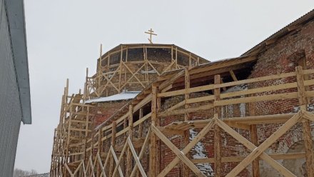 Церковь Покрова Пресвятой Богородицы 19 века в Бобровском районе законсервировали 