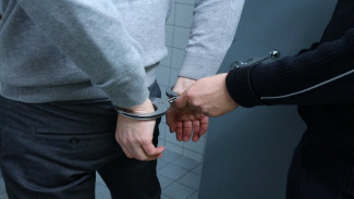 В Воронежской области полицейскому пригрозили реальным сроком за избиение двух человек