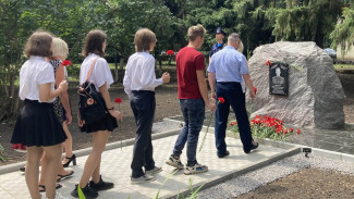 В Воронежской области открыли памятник погибшему в спецоперации на Украине лётчику