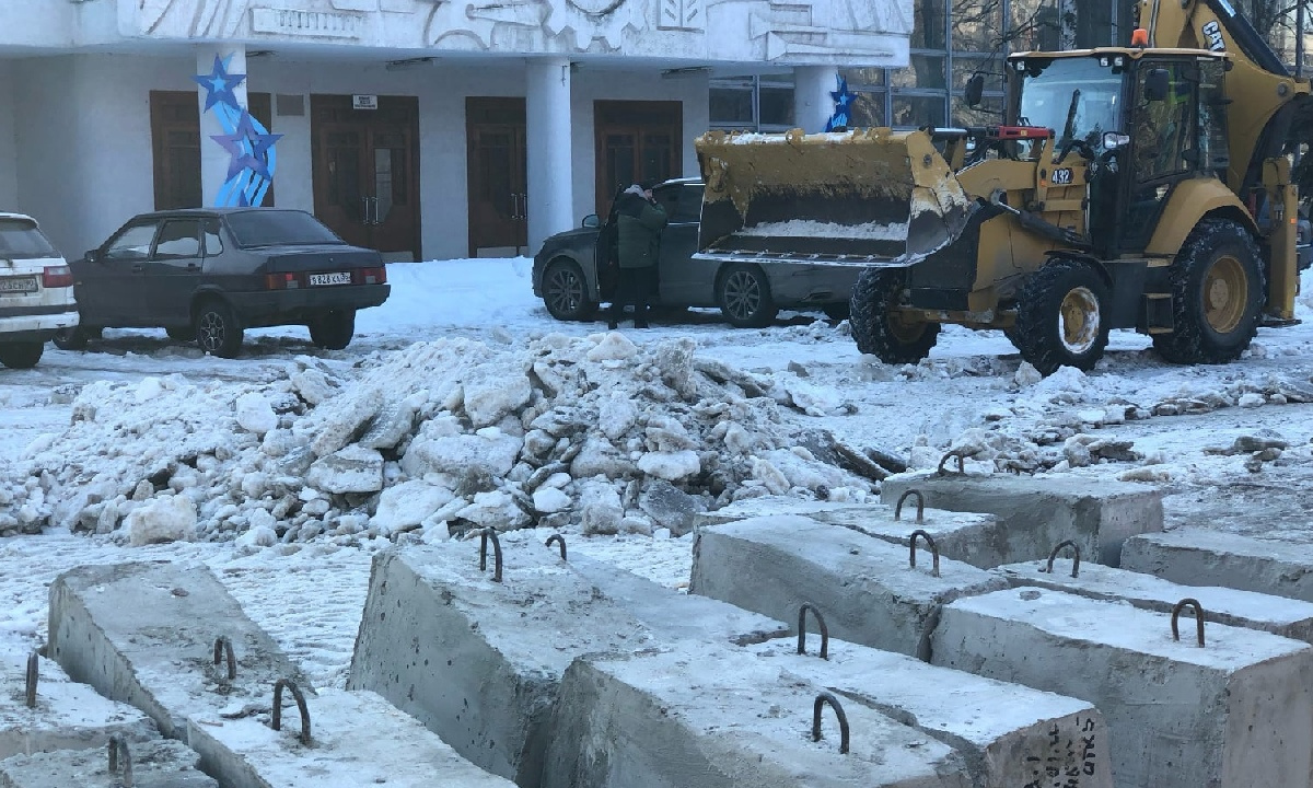 В Воронеже начали сносить легендарный «Полтинник»‎: появилось видео –  Новости Воронежа и Воронежской области – Вести Воронеж