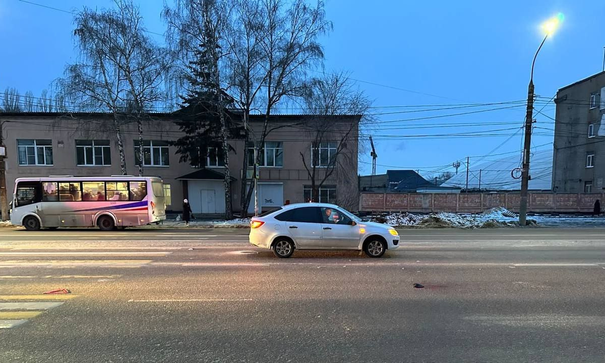 В Воронеже водитель «Лады Гранты» насмерть сбил мужчину на пешеходном  переходе – Новости Воронежа и Воронежской области – Вести Воронеж