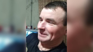 В Воронеже 50-летний мужчина вышел из дома матери и пропал