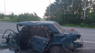 В Воронежской области в лобовом столкновении погиб мужчина и пострадали 4 человека