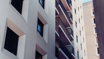 Три дома в Воронеже остались без УК после решения суда