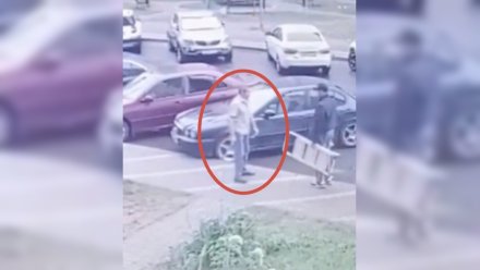 Появились подробности задержания мужчины с ножом в воронежском ЖК
