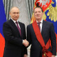 Владимир Путин наградил экс-губернатора Воронежской области Алексея Гордеева