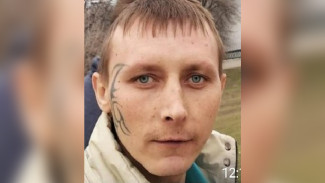 В Воронежской области пропал мужчина с татуировкой на лице