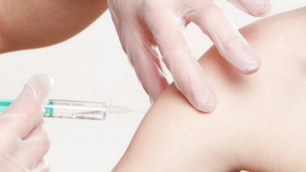 Вакцинация продолжится в поликлиниках Воронежа, несмотря на закрытие планового приёма