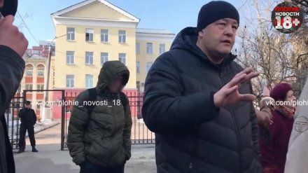 «Я сам с ним разберусь». Воронежец спас от самосуда подростка, избившего деда
