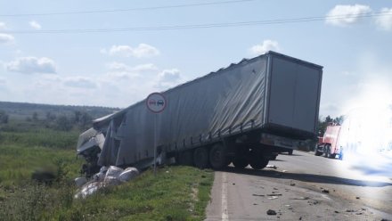 Житель Белгородской области погиб в ДТП с двумя КамАЗами на трассе Воронеж – Луганск