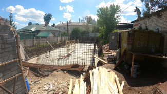 Мэрия Воронежа назвала незаконным строительство многоэтажки в частном секторе