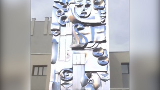 Первая в Воронеже виртуальная лепнина появилась на фасаде Дворца культуры