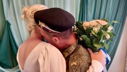 Жительница Воронежской области на бронетранспортёре поехала в зону СВО ради возлюбленного