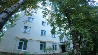 Жильцы воронежской многоэтажки пожаловались на сырость и плесень после капремонта
