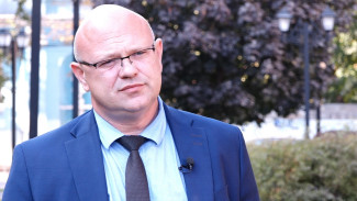 Глава ГЖИ получил выговор от губернатора за заваленные снегом и мусором дворы в Воронеже