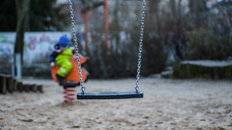 В Новой Усмани нашли пять опасных детских площадок
