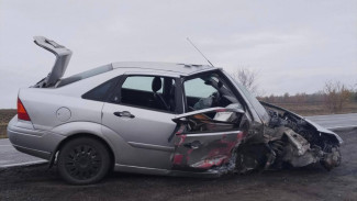 В Воронежской области пьяная автомобилистка врезалась в автобусную остановку
