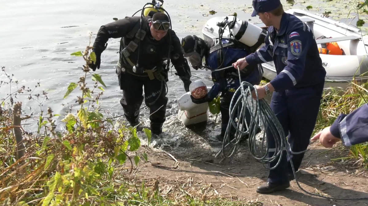 Отряд берег. Водолазы КРАСКОМ. Водолазы МЧС Воронеж. Школа водолазов Воронеж фото. День водолаза Воронеж 2022.