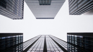 Обломки украинских дронов рухнули на воронежский ТЦ