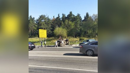 Полиция сообщила подробности ДТП с перевернувшимся на проспекте Патриотов в Воронеже авто