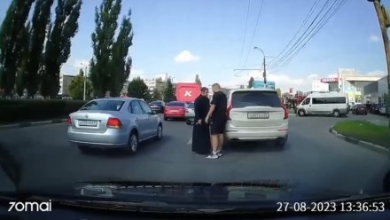 В полиции рассказали о развязке ссоры батюшки на Volvo с водителем в Воронеже