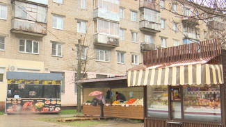 В Воронеже начали сносить незаконные киоски во дворах